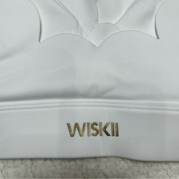 Wiskii Soufflé Sports Bra M - Ivory
Brand New With Tags - Picture 8 of 12